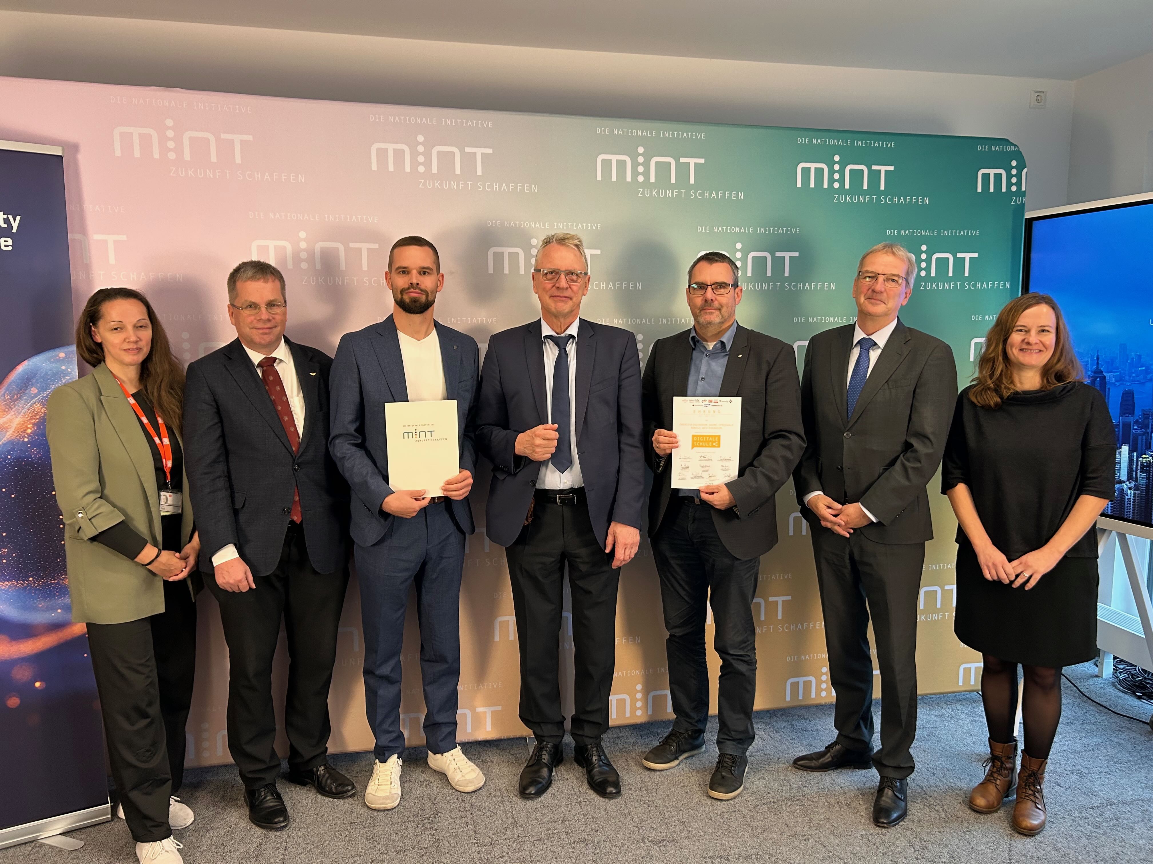 3. Ehrung - Signet als Digitale Schule